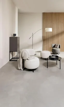 Hocker (03K) Characters (8170)