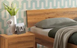 Massivholzbett Forti 140 x 200 cm