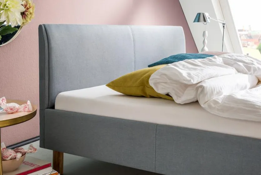 Polsterbett Lena 140 x 200 cm