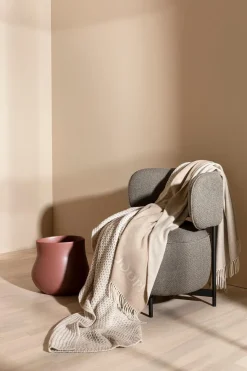 Sessel (32K) Characters (8170)